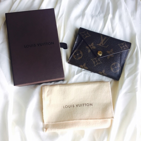 Louis Vuitton Monogram Compact Origami Wallet - Picture 2 of 4