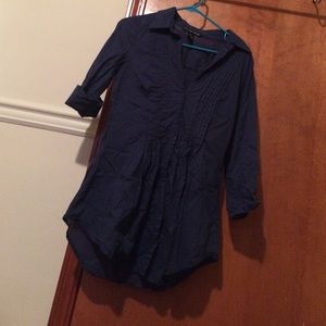 Navy fitted button up