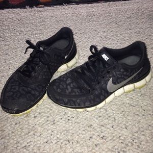 CHEETAH NIKES!! 😱