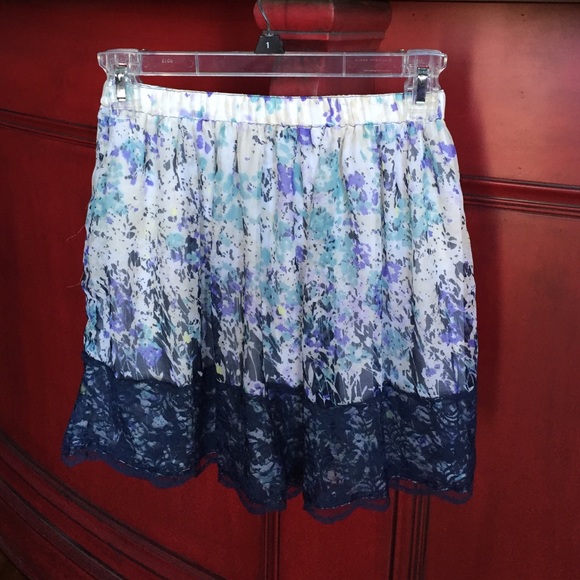 Knee length skirt