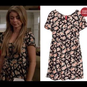 AS SEEN ON MODERN FAMILY H&M Floral Dress