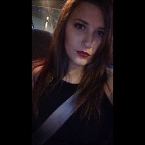 Meet your Posher, Natalie