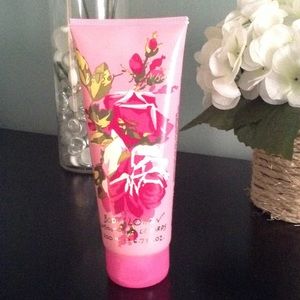 Betsey Johnson lotion
