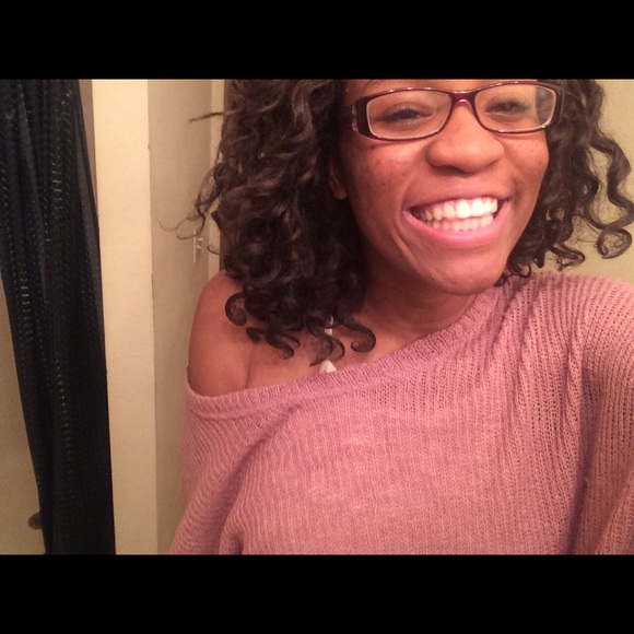 Meet your Posher, Jordyn - Picture 1 of 3