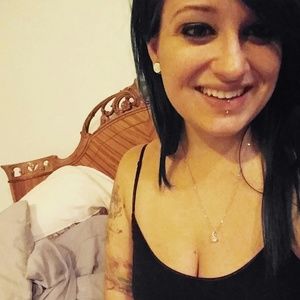 Meet your Posher, Casey