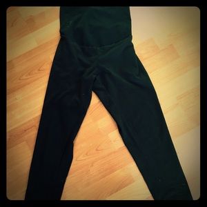 Motherhood maternity med blk leggings.