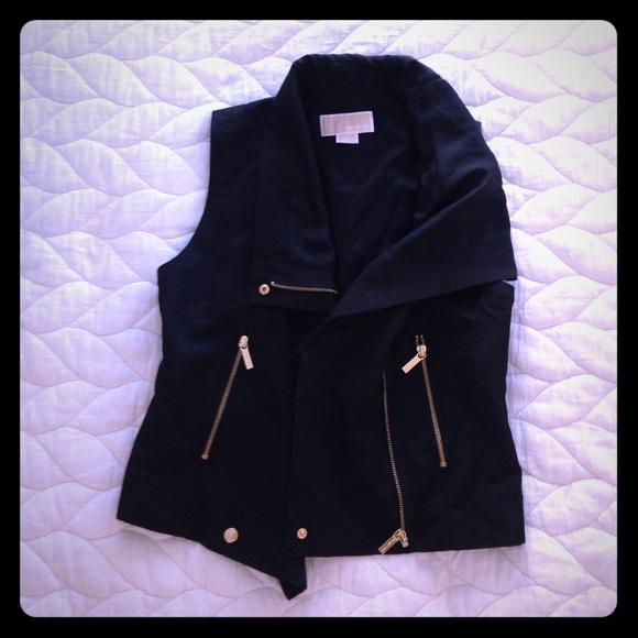 Michael kors gold zipper vest in s/p.