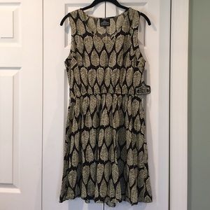Angie Peyton Sleeveless Printed Leaf Dress NWT