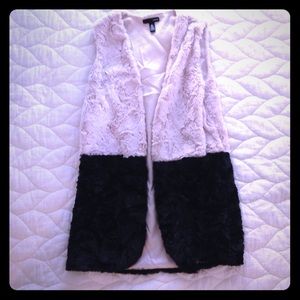Aqua faux fur vest. Xs. Ivory and black.