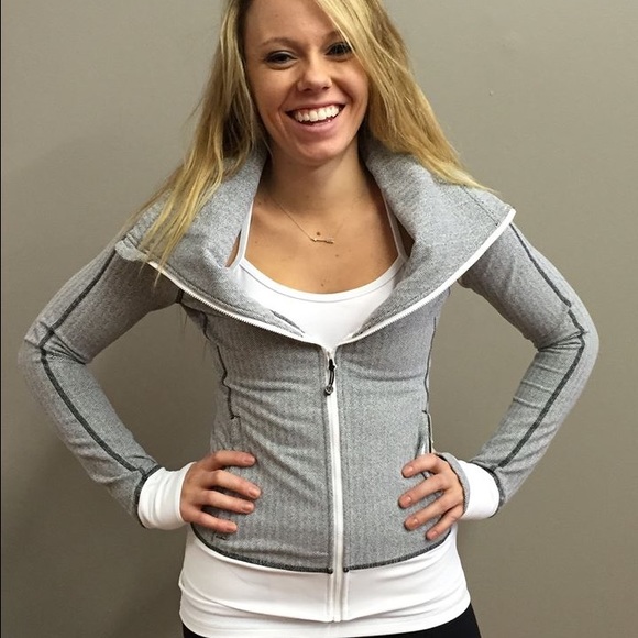 Lululemon Be Present Jacket