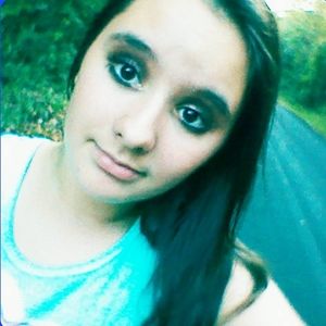 Meet your Posher, Victoria