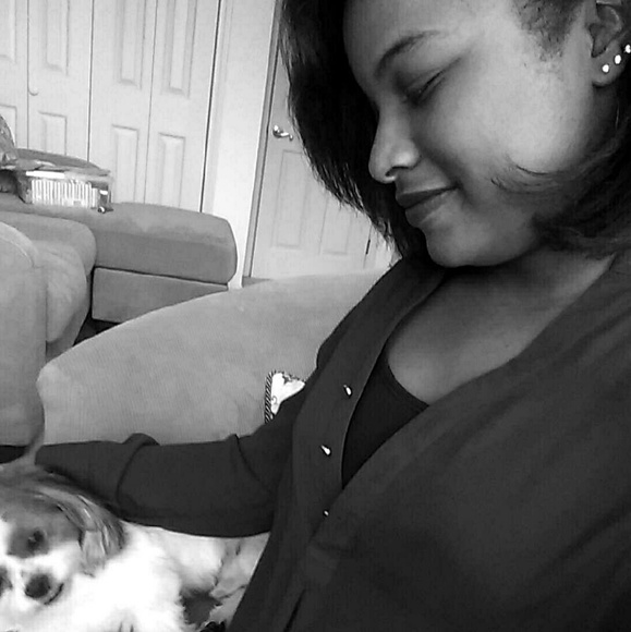 Meet your Posher, Victoria - Picture 1 of 1