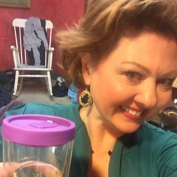 Meet your Posher, Brooke