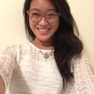 Meet your Posher, Carrie