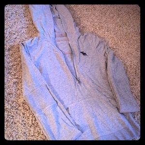 Women's Abercrombie & Fitch Pullover (Small)