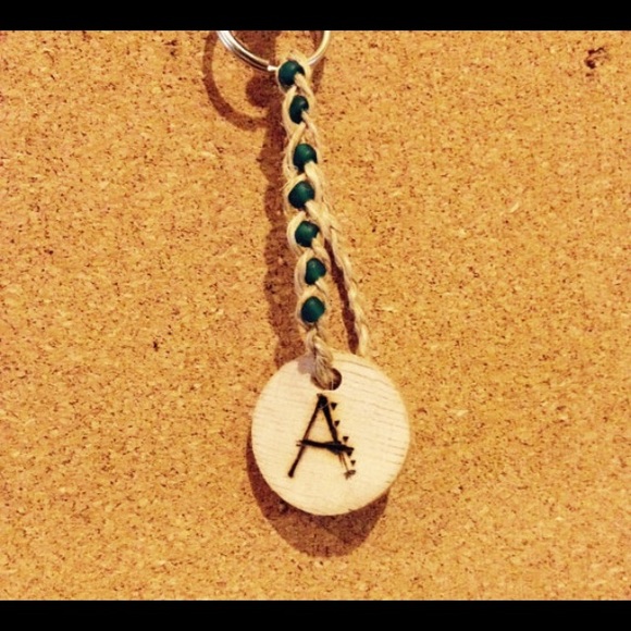Personalized Wooden Keychain with Intials - Picture 1 of 4