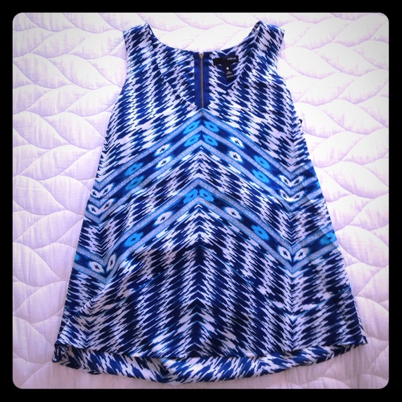 Aqua silk top. Xs.