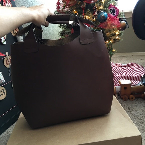 AUTHENTIC ZARA BRAIDED SHOPPER!!