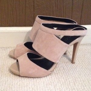 Aldo Ama suede open toe heel