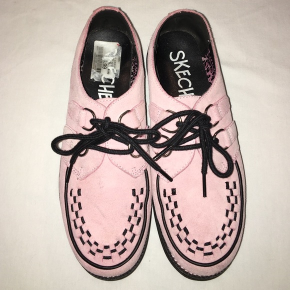 pale pink skechers