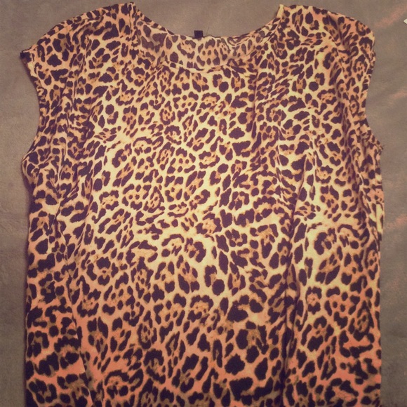 Short sleeve Cheetah print shirt