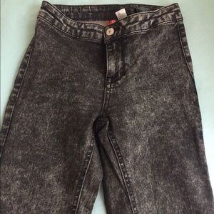 Acid wash jeans