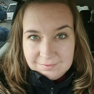 Meet your Posher, Janel