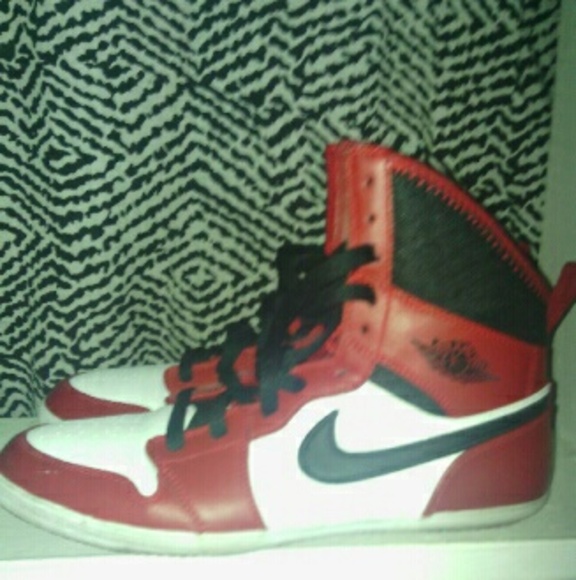 Air Jordan 1 - Picture 4 of 4