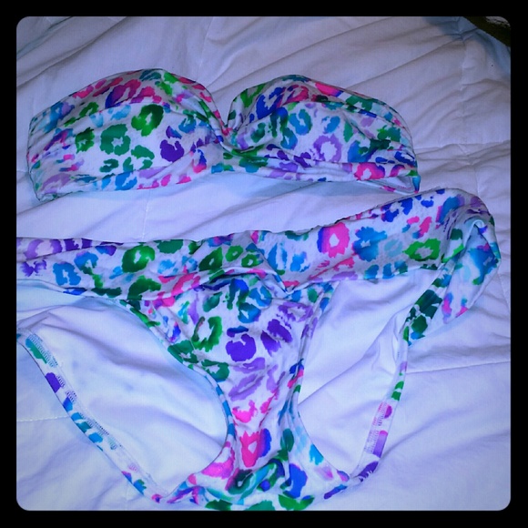 VICTORIA SECRET BUNDLE