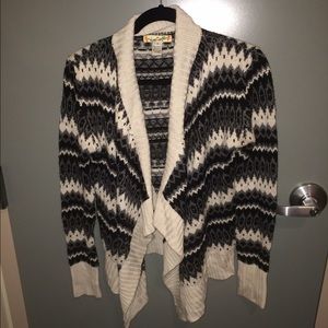 Aztec print open flowy sweater