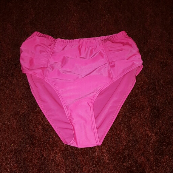 Nwot High waisted pink bathingsuit bottoms