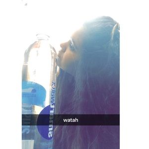 Meet your Posher, Lorena