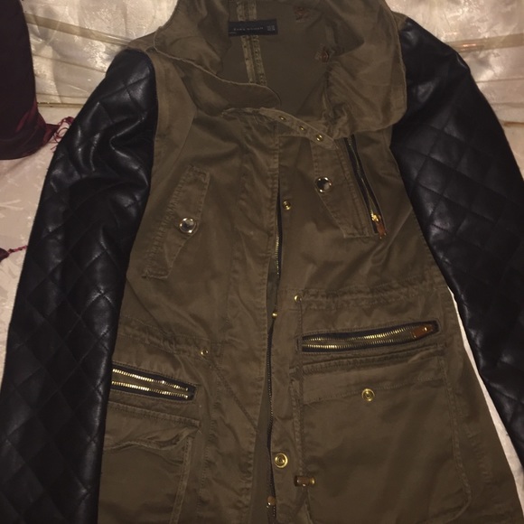 Zara women's coat $50 thru PP