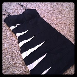 Women's XS Black and White Club Dress