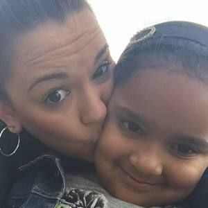 Meet your Posher, Steph