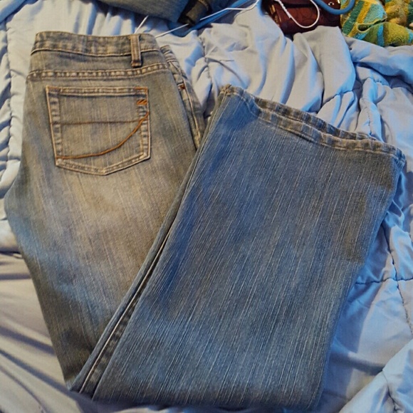 Jeans - Picture 2 of 2