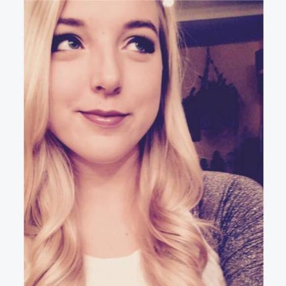 Meet your Posher, Paige - Picture 1 of 1