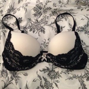 Victoria's Secret Add 2 cup push up bra