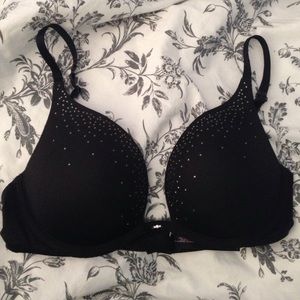 Victoria's Secret 32C push up bra