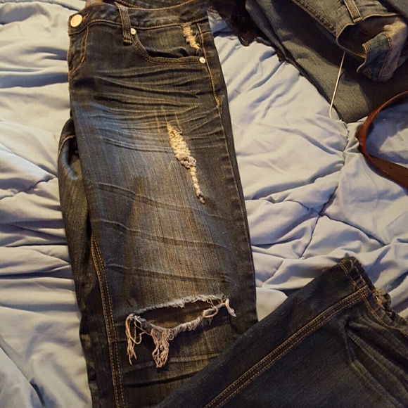 Jeans - Picture 2 of 3