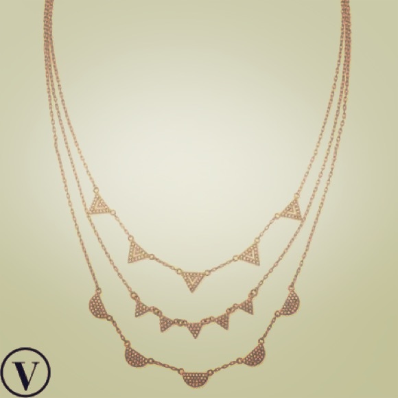 Pavé Chevron Necklace Gold