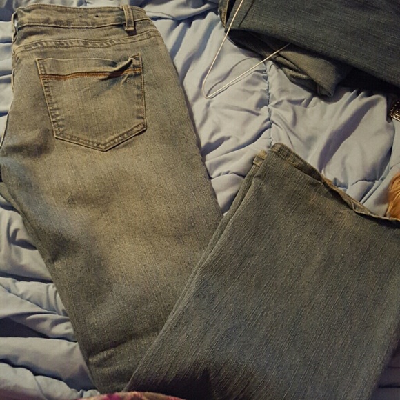 Jeans - Picture 2 of 2