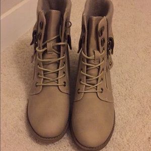 Cute and casual short ankle boots