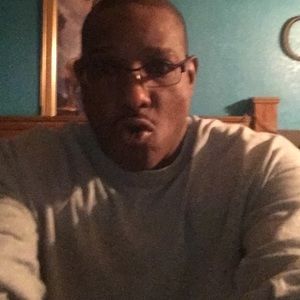 Meet your Posher, Gregory