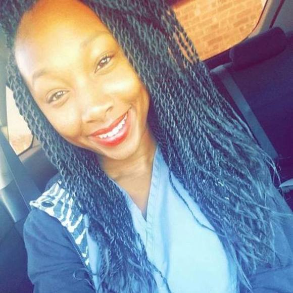 Meet your Posher, Stephanie - Picture 1 of 1