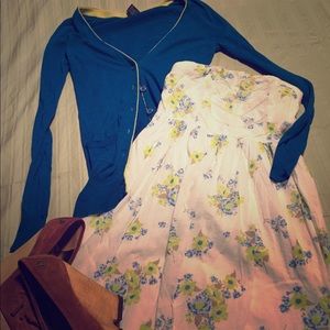 Floral and fun strapless dress!