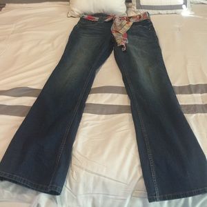 D.jeans never worn