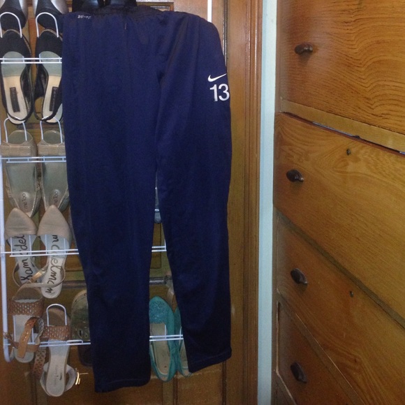 Nike drifit women's sweatpants - Picture 2 of 4