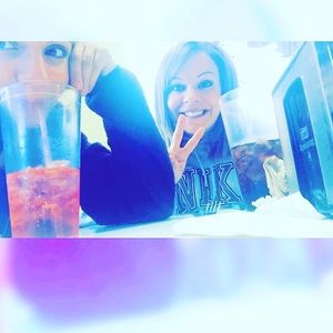 Meet your Posher, Sharon