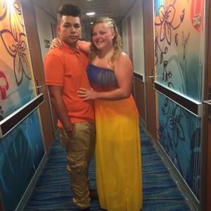 Meet your Posher, Becky